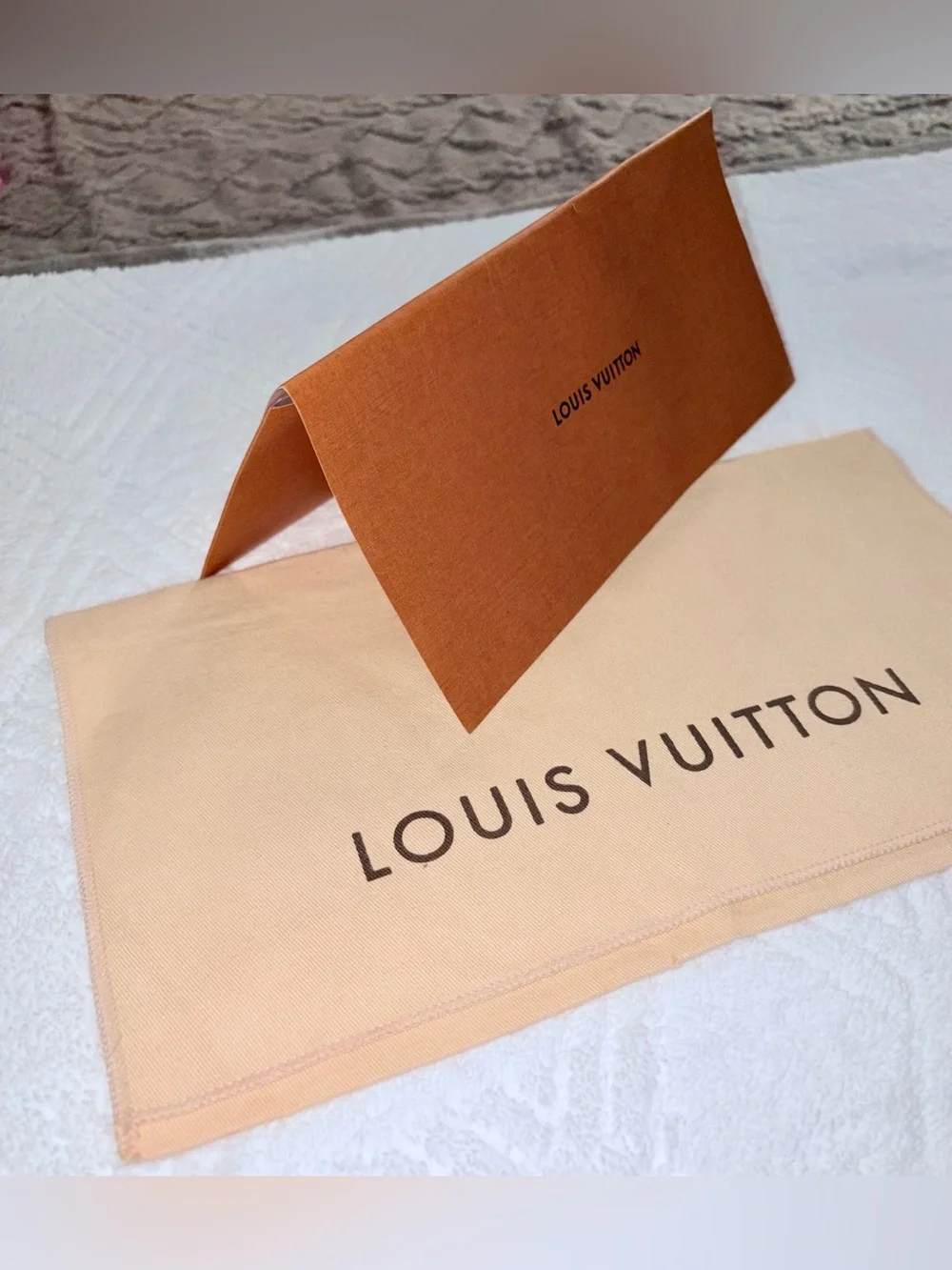 Louis Vuitton beige and tan dust bag and box set